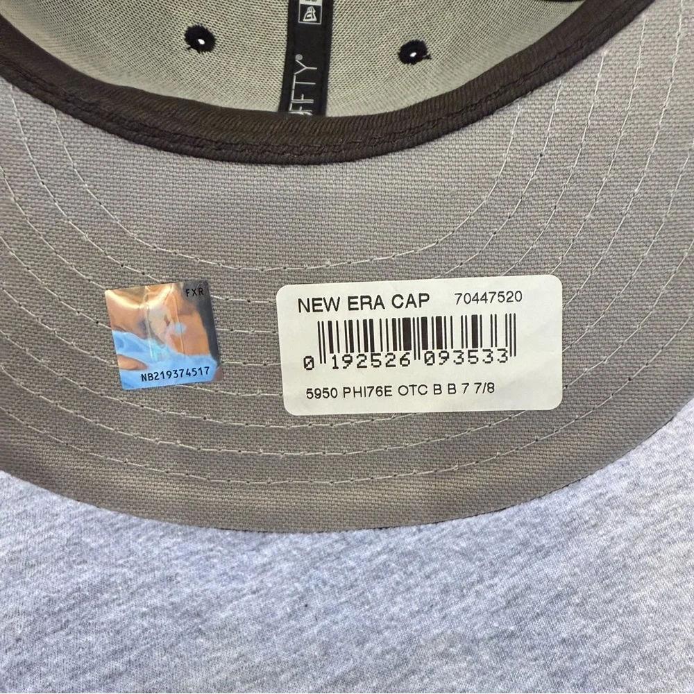 Philadelphia 76ers Black White Cap New Era 59Fifty Fitted Limited Edition